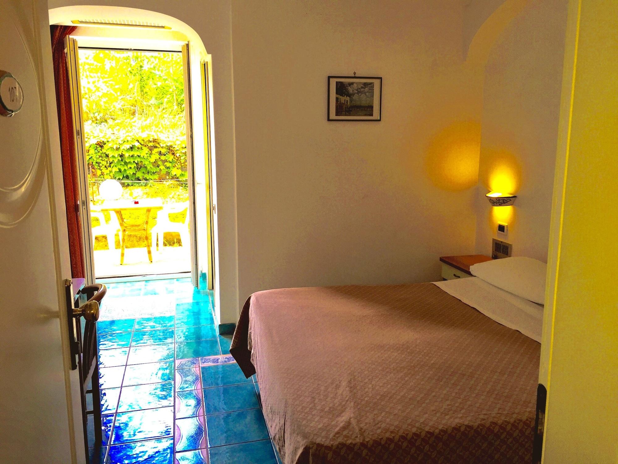 Hotel Don Felipe Иския Екстериор снимка
