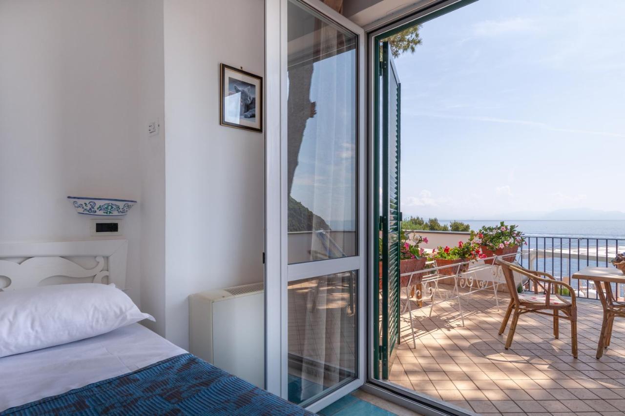 Hotel Don Felipe Иския Екстериор снимка